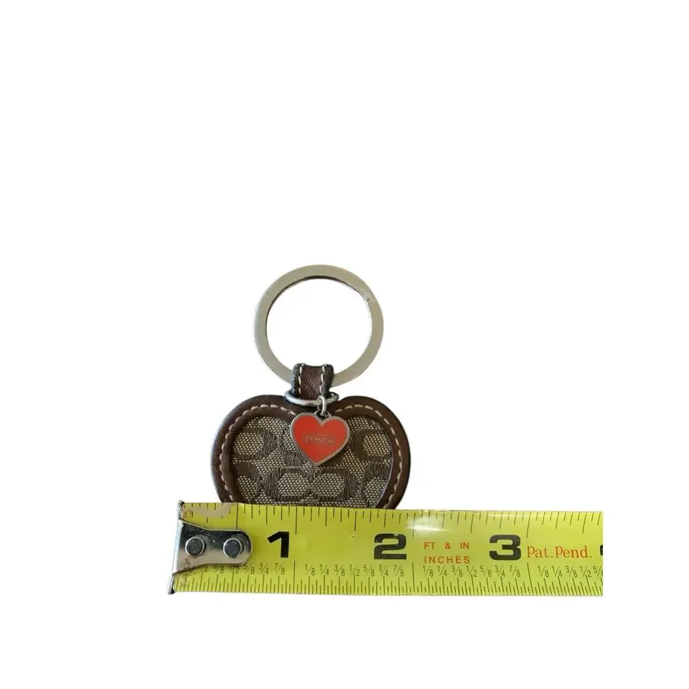 Coach Vintage Signature Brown Heart Shaped Leather Fob Keychain w/Hang Tag-Rare - Picture 6 of 6